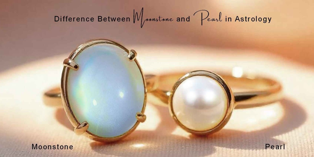 Moonstone Vs Pearl: Which Gem to Pick in Astrology?
