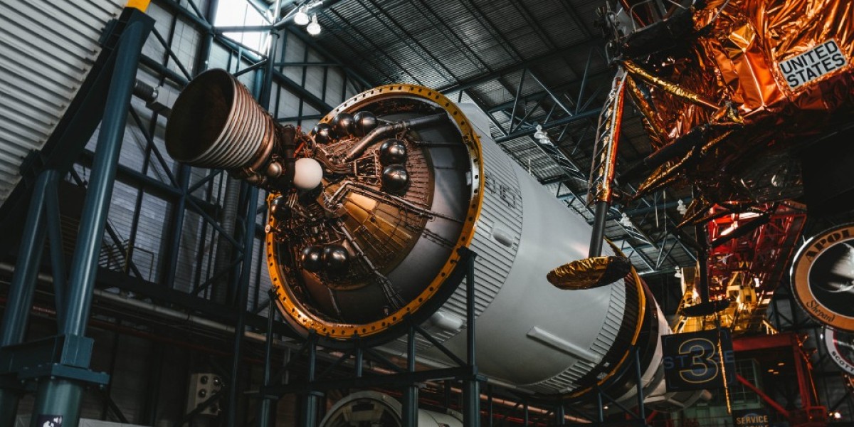Powering the Seas Cruise Ship Engine