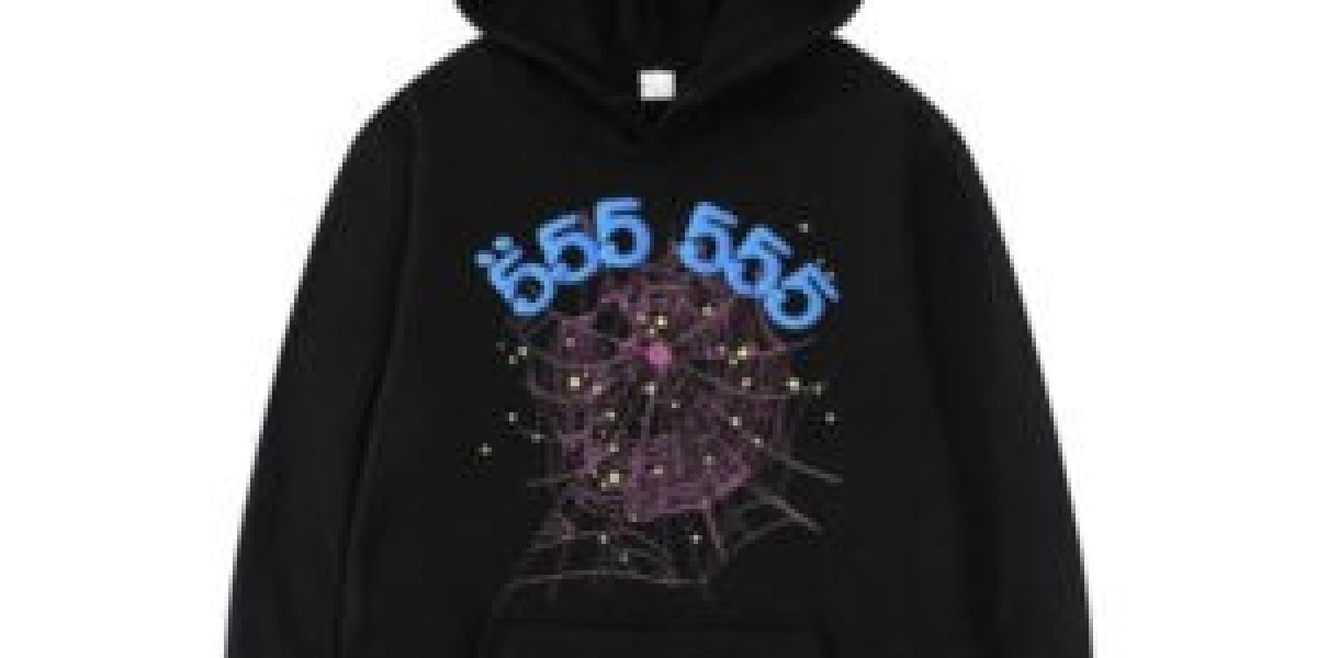 Spider Hoodie Top Trend of the Season