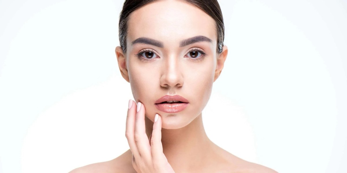 Best Dermatologist in Dubai for Shingles Treatment