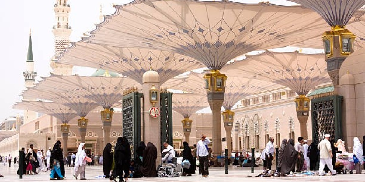 Budget-Friendly Umrah Packages for American Travelers: A Spiritual Adventure