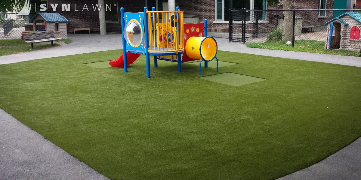 Backyard Turf Maintenance: How to Keep Your Turf Looking Great All Year