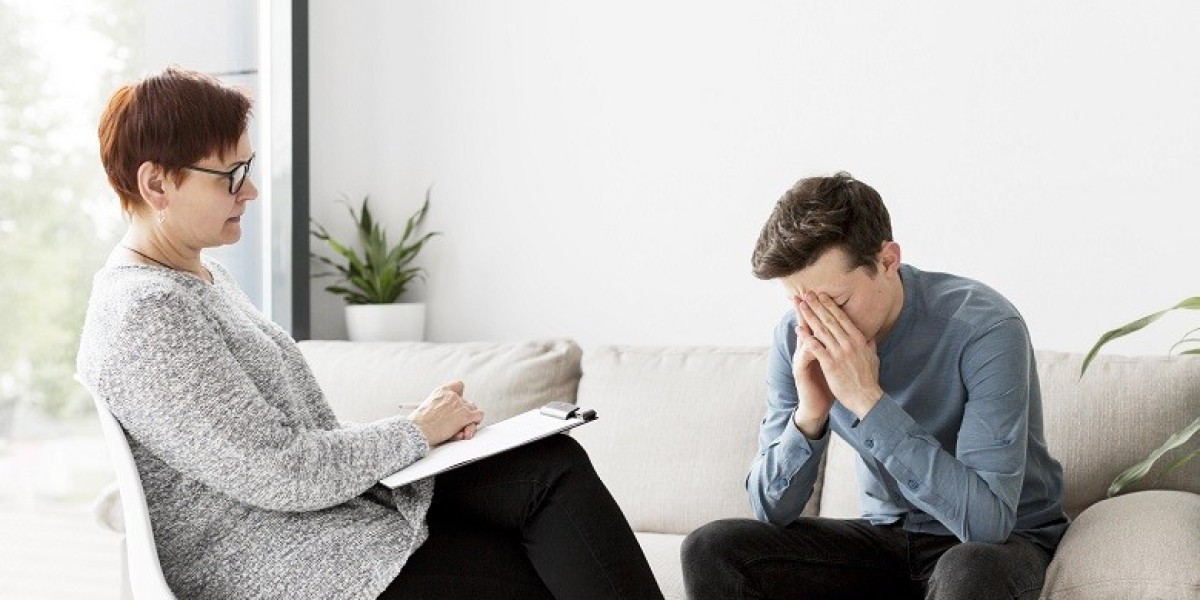 What Are the Signs of Mood Disorders in Teens?