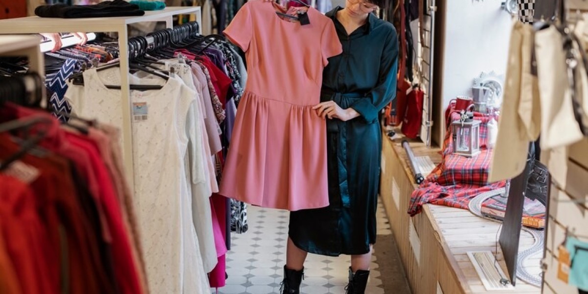How to Find a Wholesale Clothing Vendor