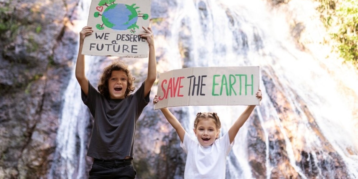 The Ultimate Guide to a Climate-Friendly Lifestyle: Small Tweaks, Big Impact