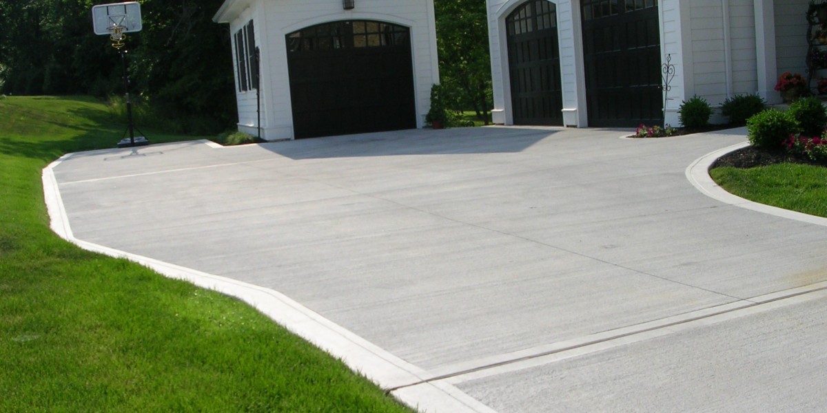 Top Benefits of Installing a Concrete Driveway for Your Home in Carlsbad