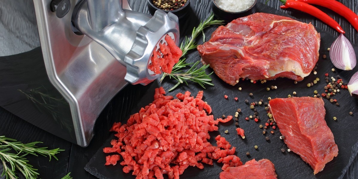 Meat Grinders and Quality Control: How They Impact the Texture and Consistency of Processed Meat