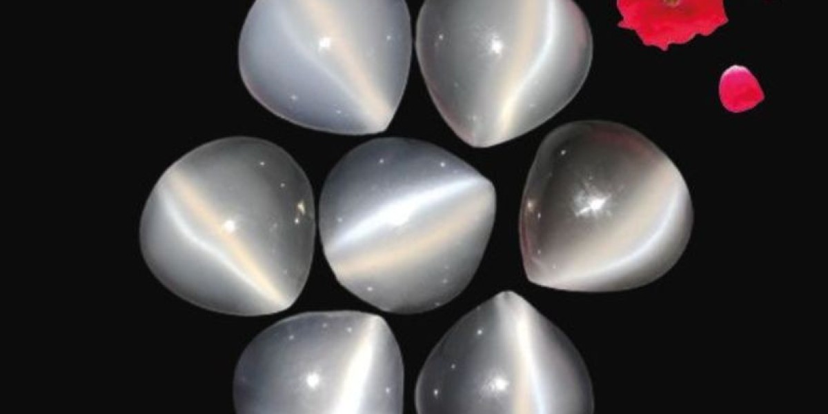 How to Wear Moonstone Gemstone to Capture Its Ethereal Glow