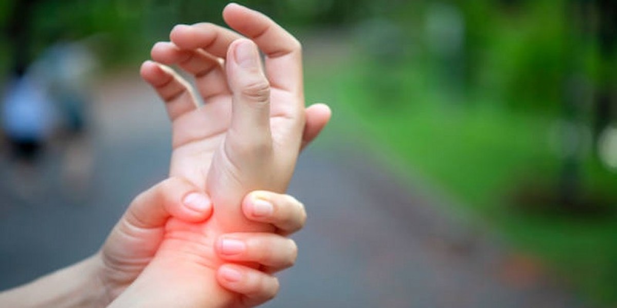 Natural Ways to Reduce Joint Pain You Can Try