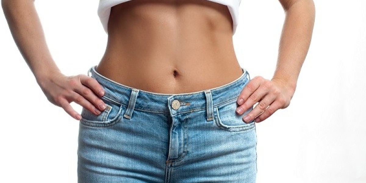 Choosing the Right Plastic Surgeon for Your Tummy Tuck in Dubai