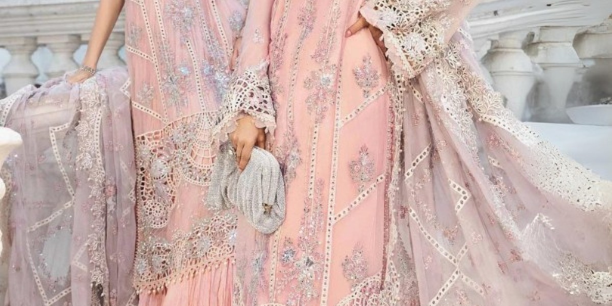 Maria B.’s Summer Collection: Fresh Looks for a Sunny Day