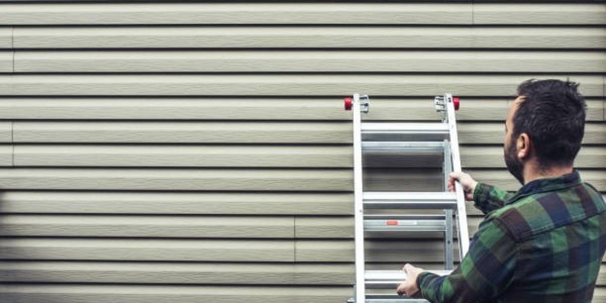 Choosing the Right Siding Contractors in Orlando: A Guide for Homeowners