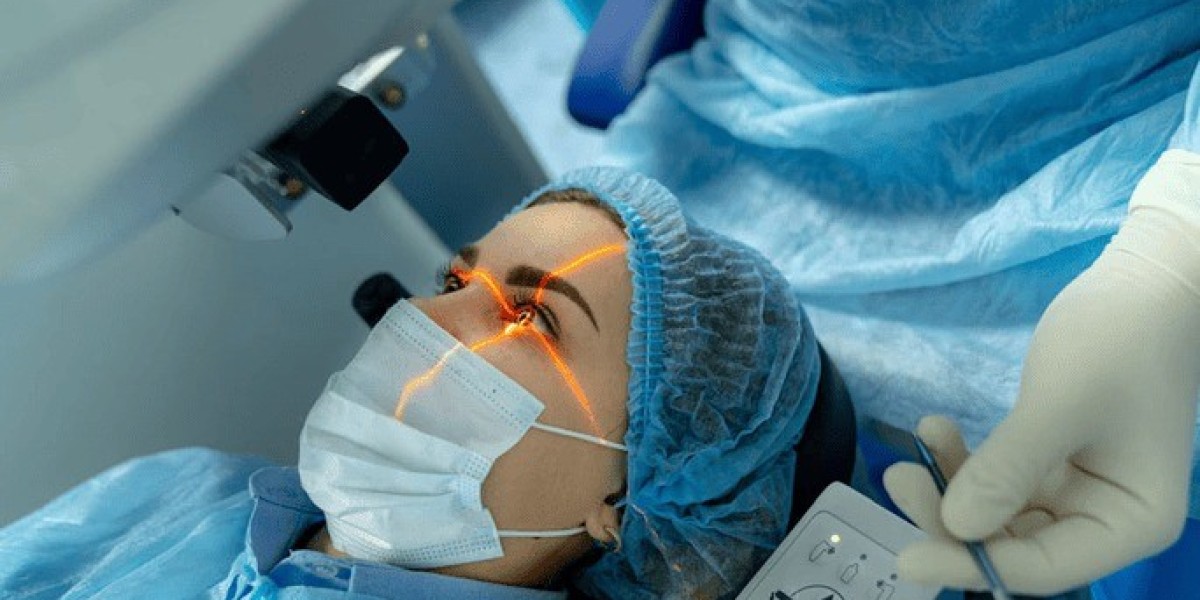 How Femtosecond Laser Cataract Surgery is Transforming Vision Correction