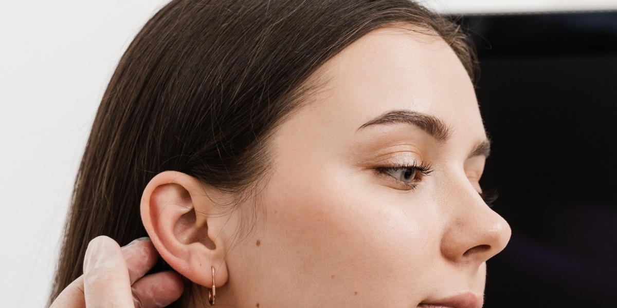 Ear Reshaping and Self-Esteem: Insights from Islamabad