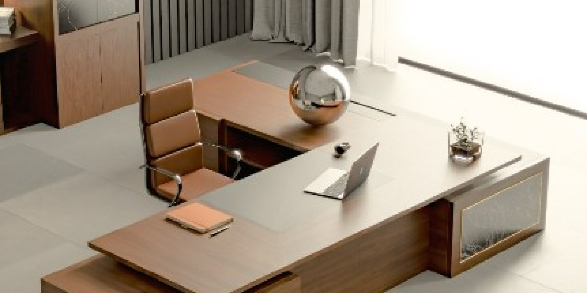 Choosing the Perfect Executive Office Table for Your Workspace
