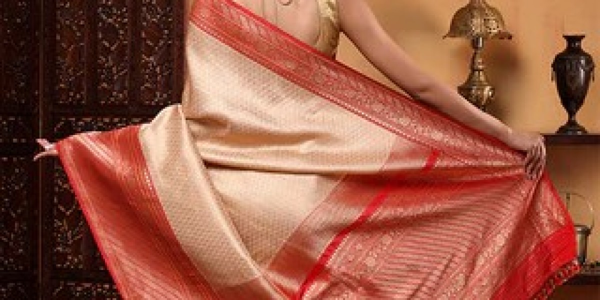 Shop Stunning Brocade Sarees Online – Elegant Designs for Every Occasion