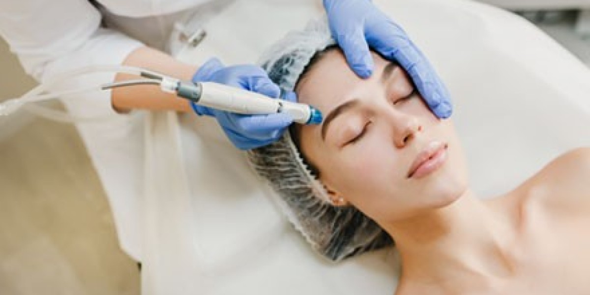 A Local’s Guide to Dermatologists in Riyadh
