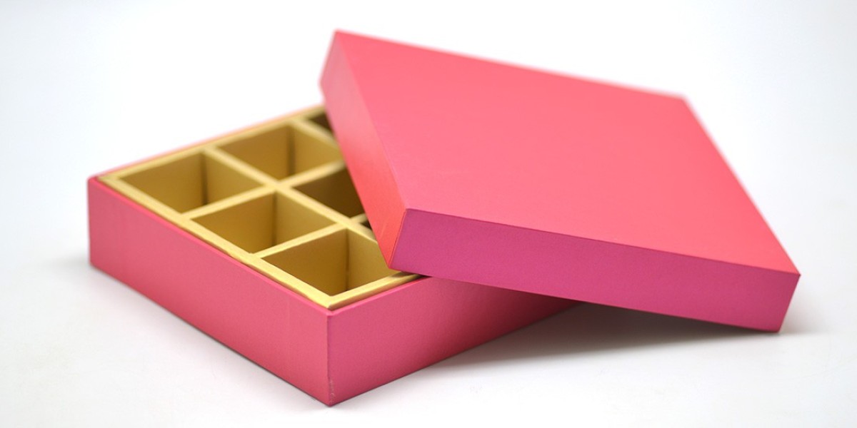 Attractive and delicate custom two-piece rigid  <br>Packaging