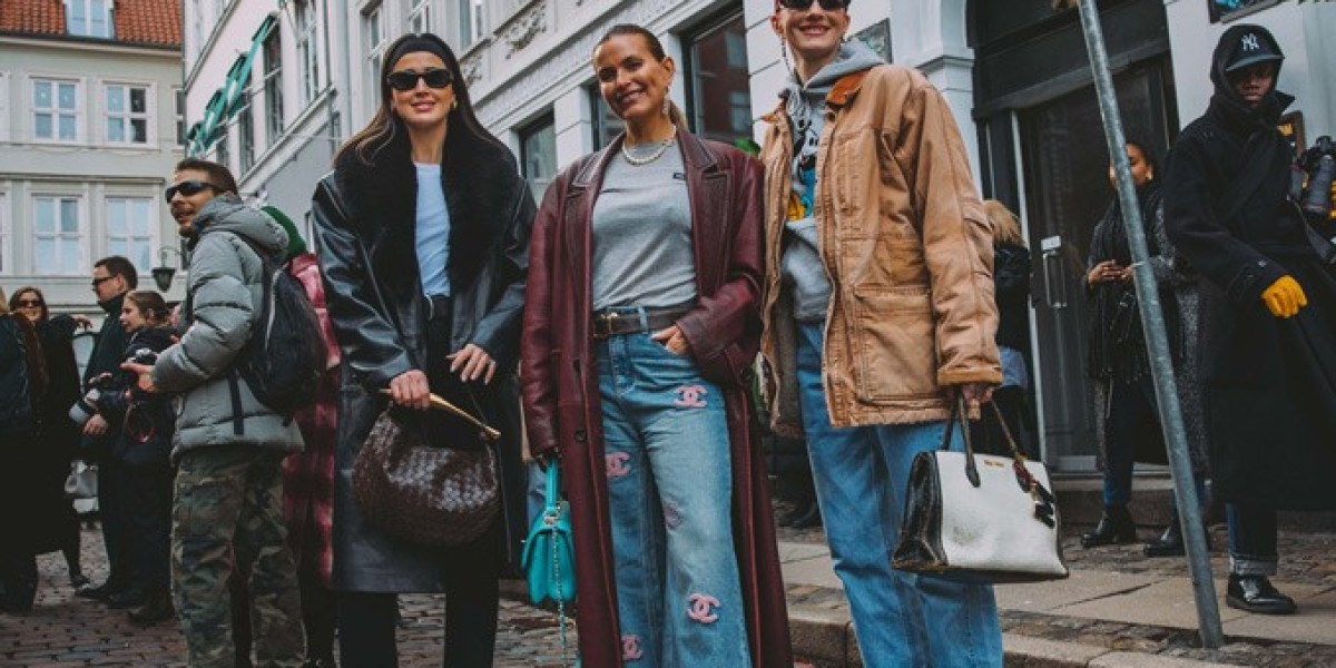 element of creating Loewe a tour and building a world for the music
