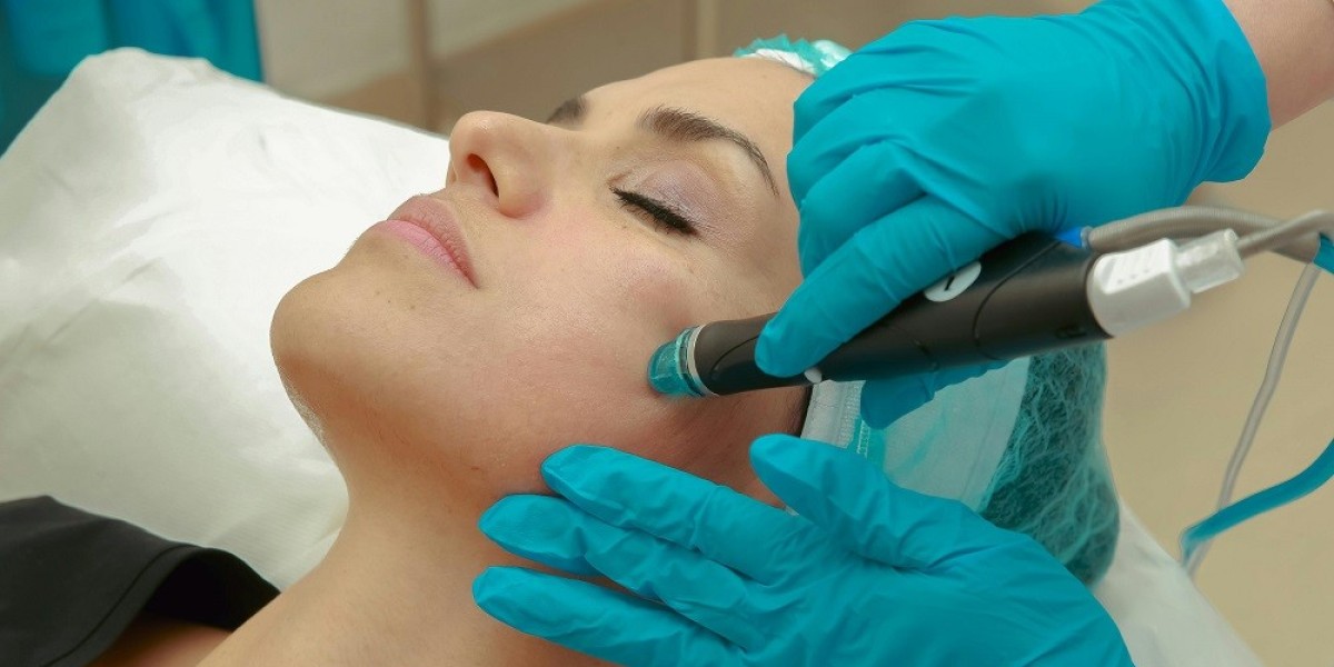 How Much Should You Expect to Pay for a Hydrafacial in Islamabad?