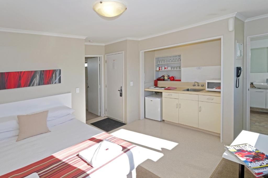 Cheap Accommodation Near Auckland Airport