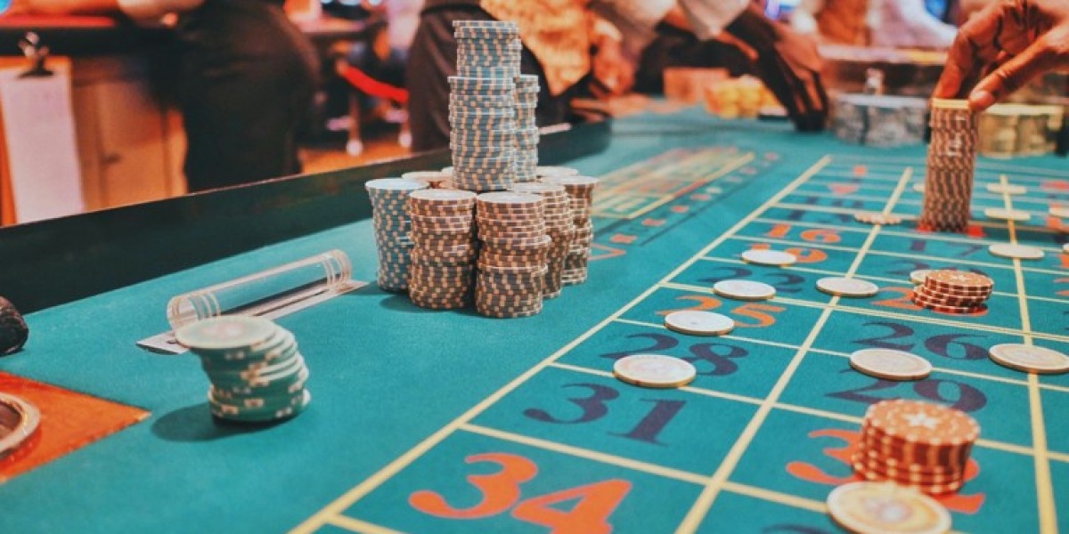 Use Pot Odds and Expected Value: Enhancing Your Poker Strategy on bhagyashree lottery