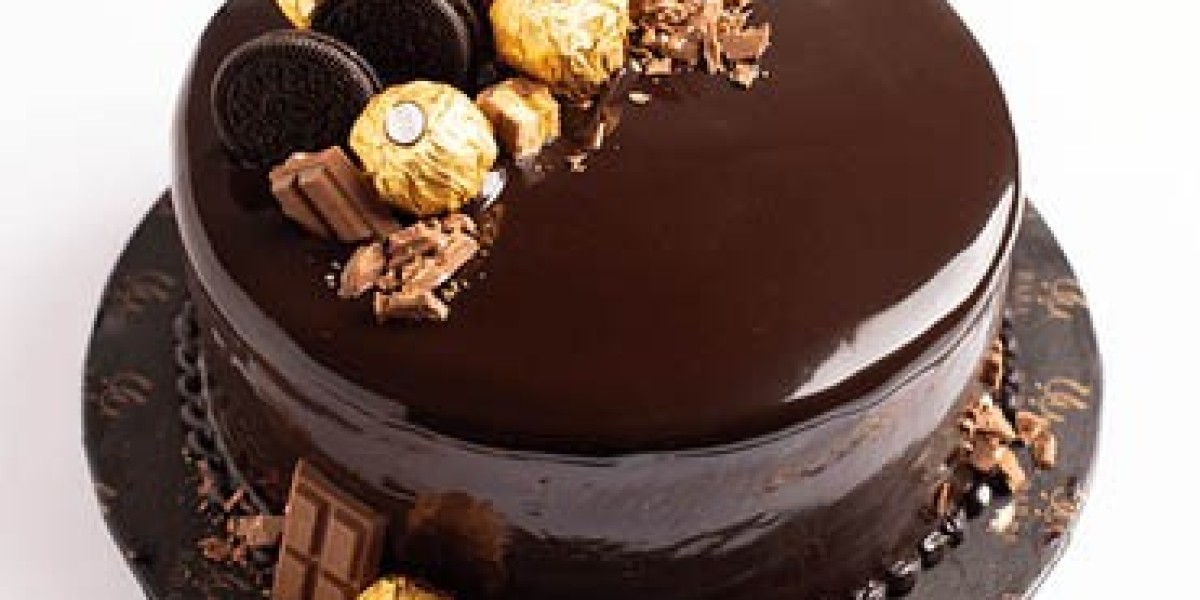 The Art of Customized Cakes: Where Flavor Meets Design