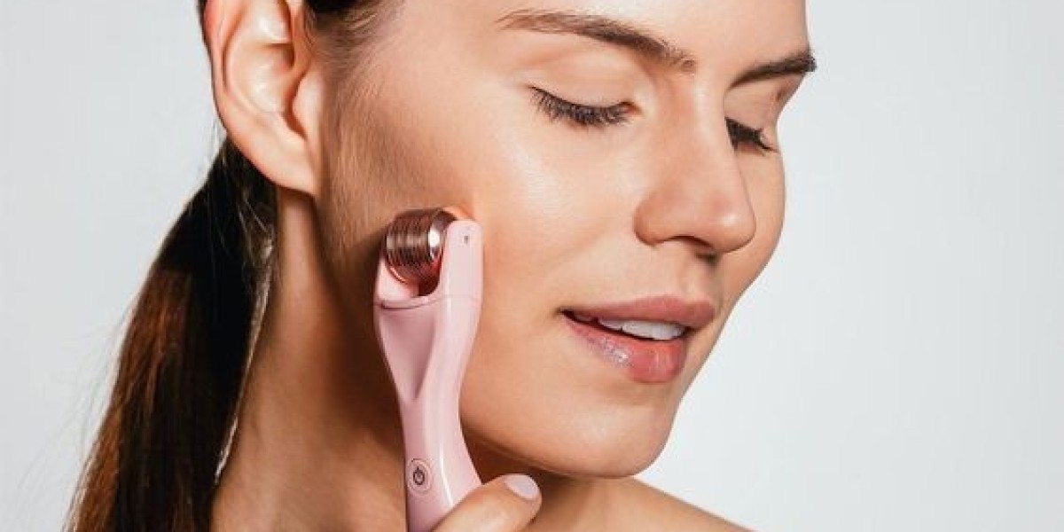 How to Achieve Radiant Skin with Derma Roller Saudi Arabia in 2024