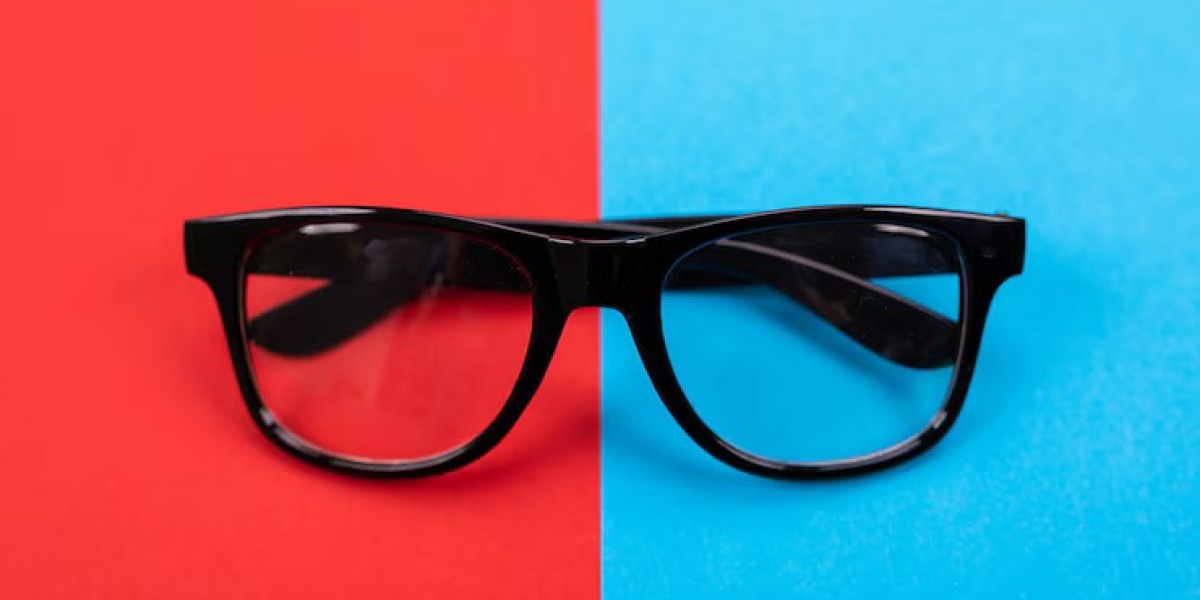 Spain's Eyewear Market: Trends, Insights, and Growth Forecasts Through 2033