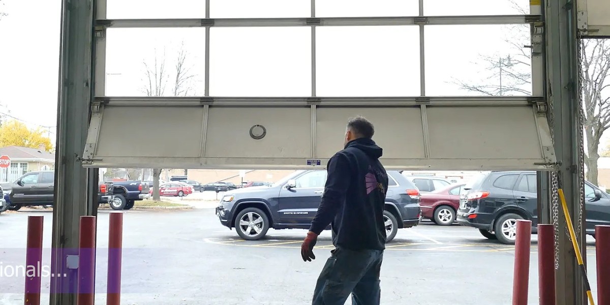 24/7 Emergency Garage Door Service: Firstline's Commitment to Rapid Response