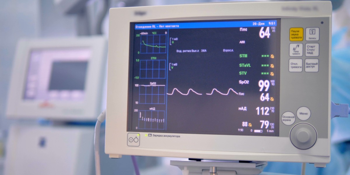 Fetal and Neonatal Heart Monitor Market: Enhancing Clinical Accuracy Through Hybrid Monitoring Systems
