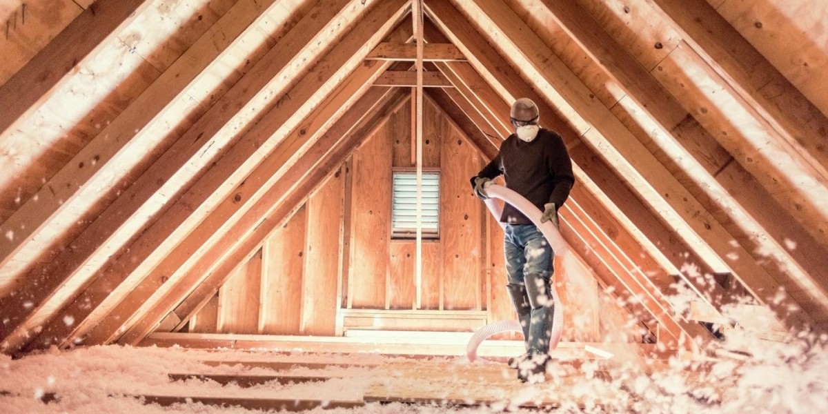 Maximizing Energy Efficiency with Attic Insulation in Kirkland, WA
