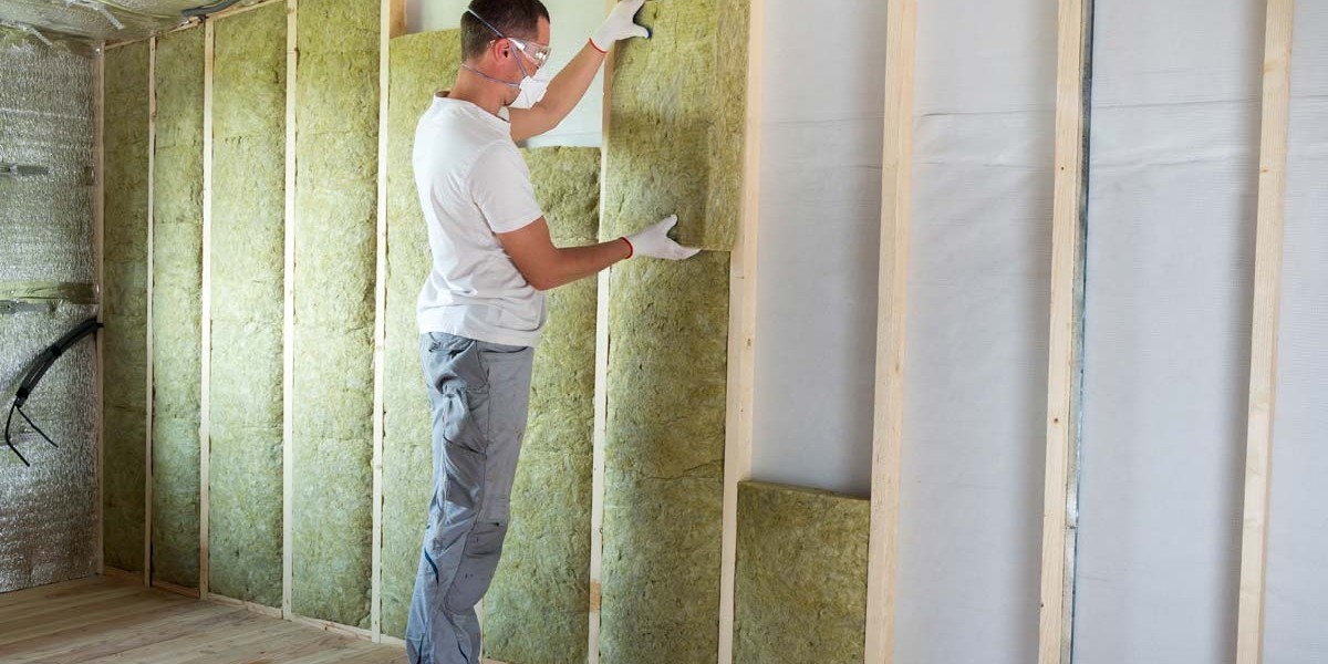 Boost Your Home’s Comfort and Efficiency with Wall Insulation in Kirkland, WA