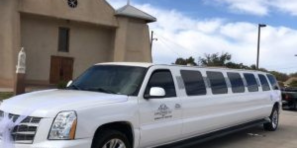 Airport Limo Service Chicago: Elevate Your Travel Experience