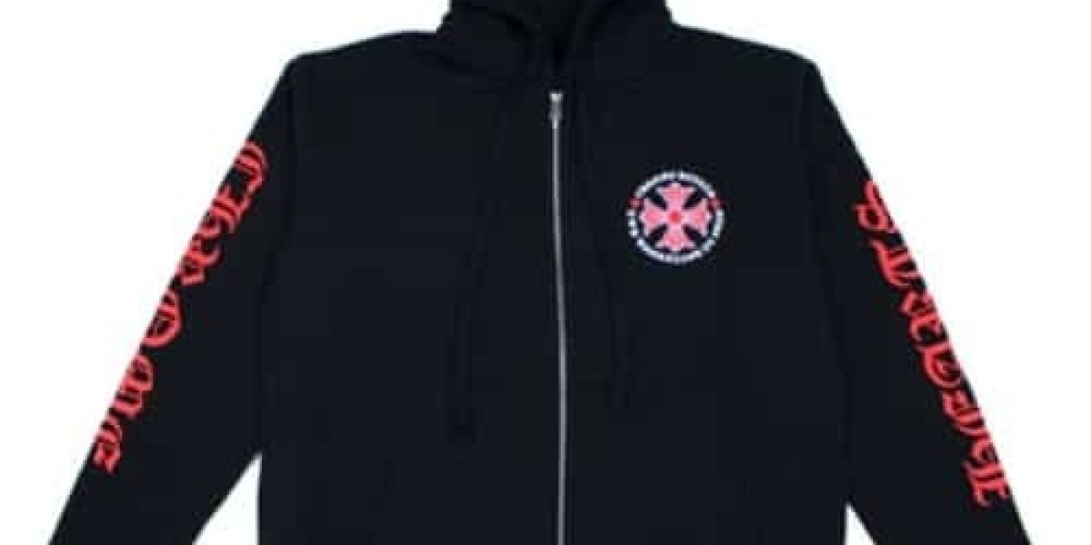 Chrome Hearts Hoodie and Jeans: Ultimate Statement in Streetwear Fashion