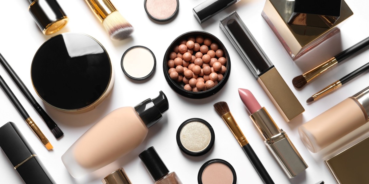 Luxury Makeup Market Industry, Size, Forecast | 2024 -2032