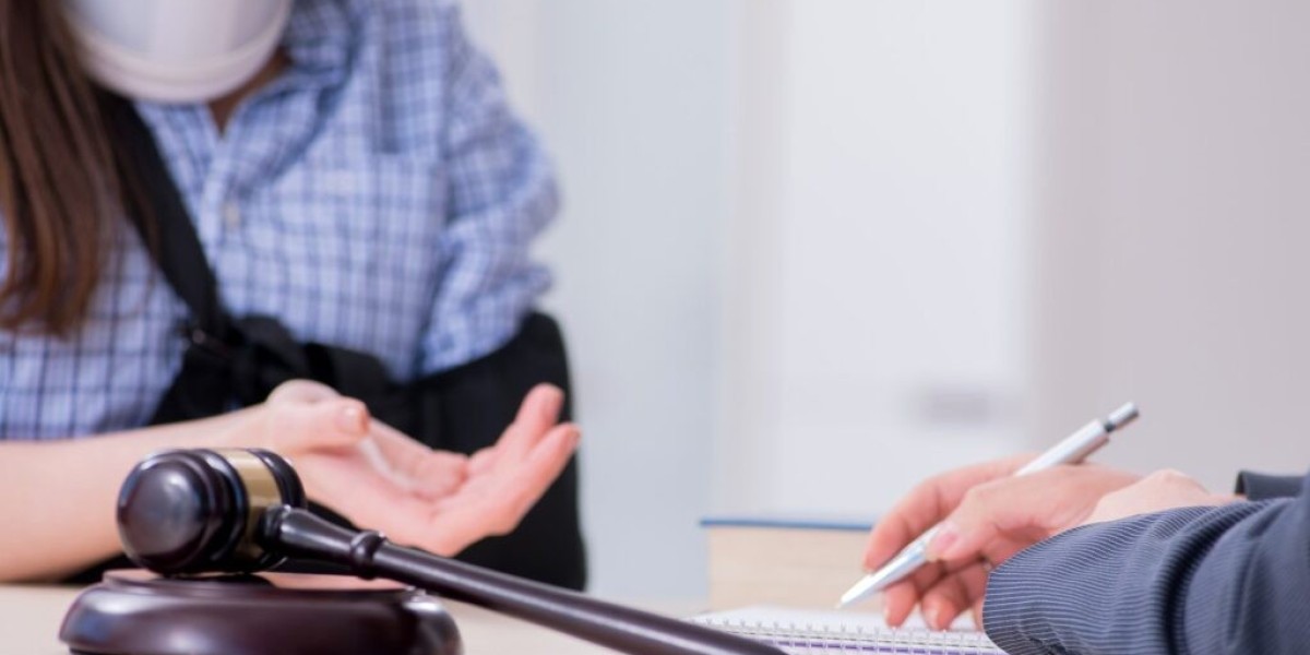 What expertise do Detroit lawyers bring to injury cases?