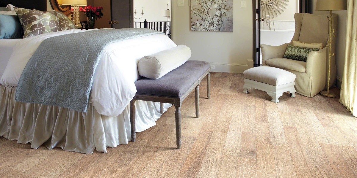 Why Laminate Flooring is the Top Choice for Encino, CA Homeowners