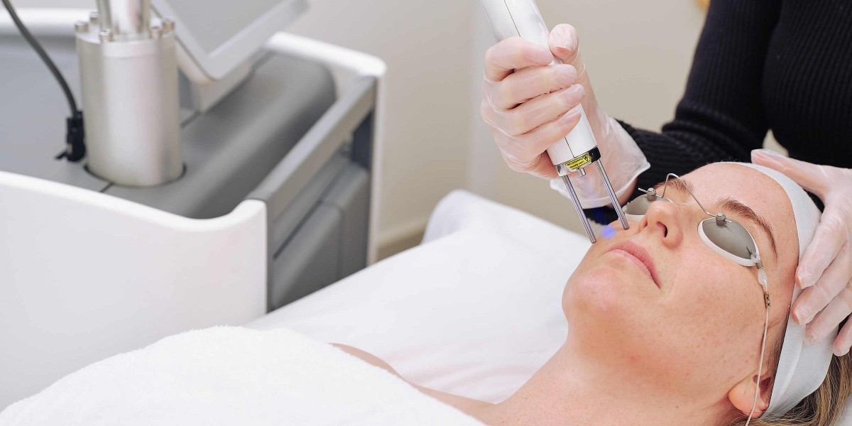 Can Pico Laser Treatment Improve Skin Texture and Tone?