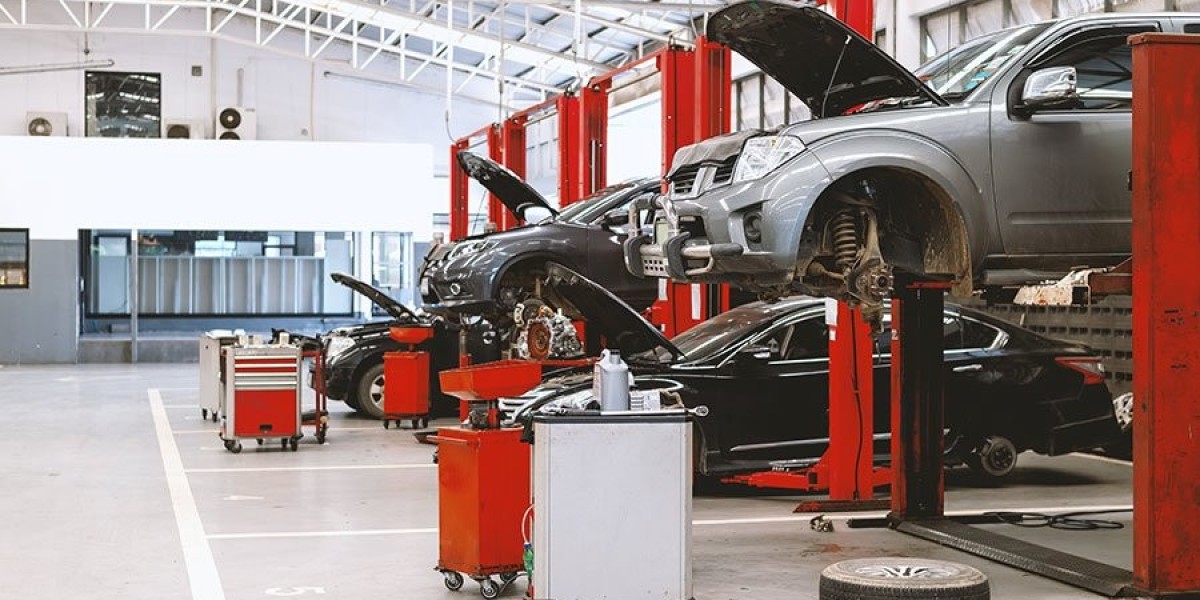 Automotive Garage Equipment Market Growth Driven by Technological Advancements and Increasing Vehicle Maintenance Needs