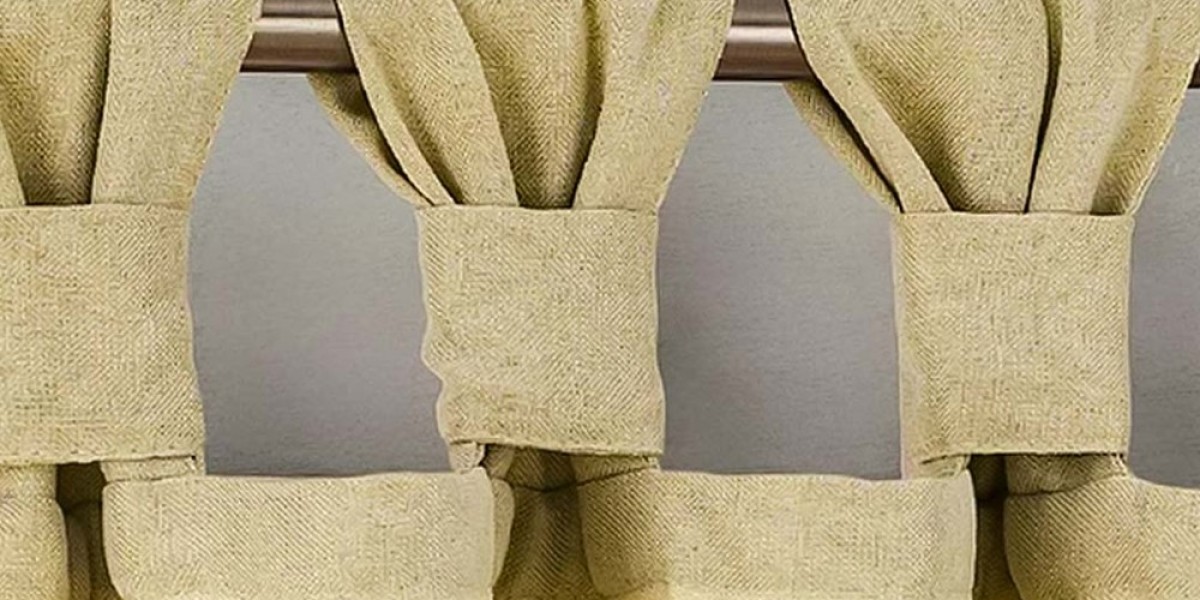 Where to Get Quality Eyelet Curtains in Dubai