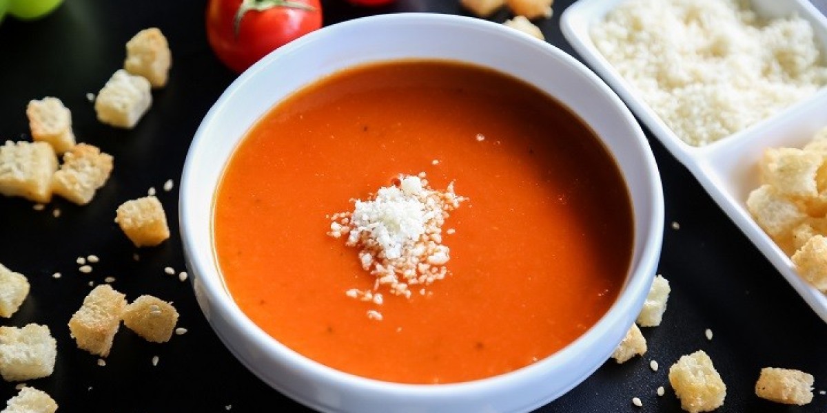 What are the best recipes for using tomato puree?