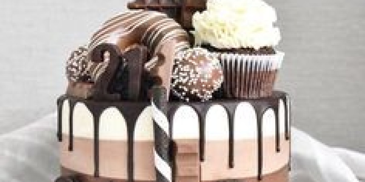Custom Cakes to Match Your Style: Designs That Wow and Delight