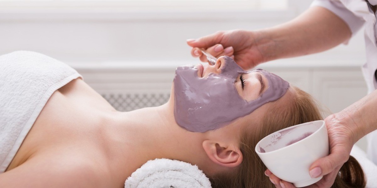 Deep Cleansing Facials for Every Skin Challenge