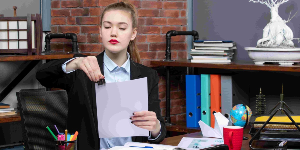 24/7 Assignment Writing Services: Instant Help for Students