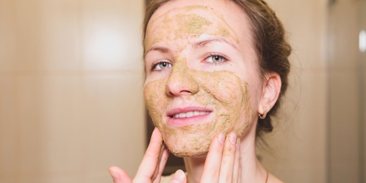 Can Cosmelan Peel improve skin radiance?