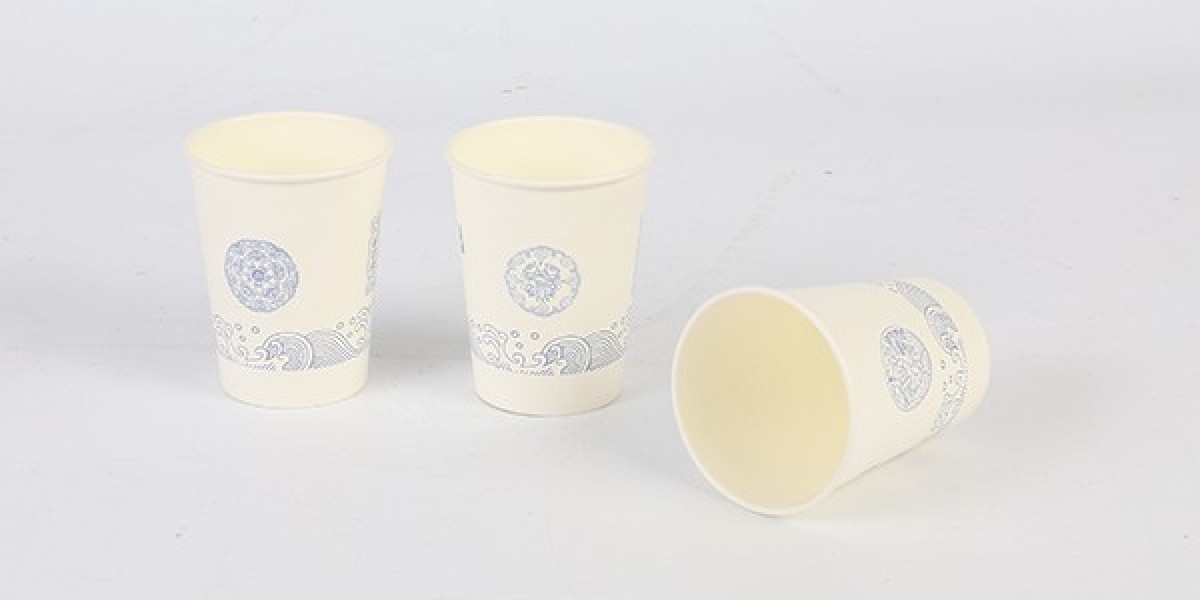 Festive Cheer: The Art of Christmas Paper Cups
