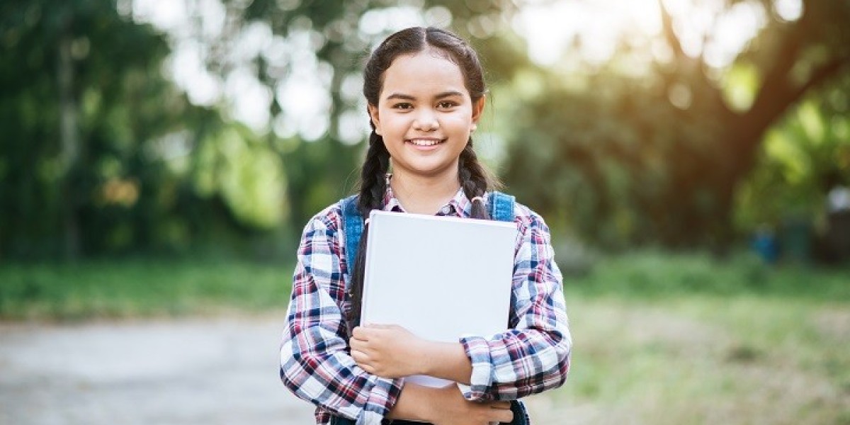 How to Find the Best School for Girls’ Safety – What Questions Should Parents Ask?