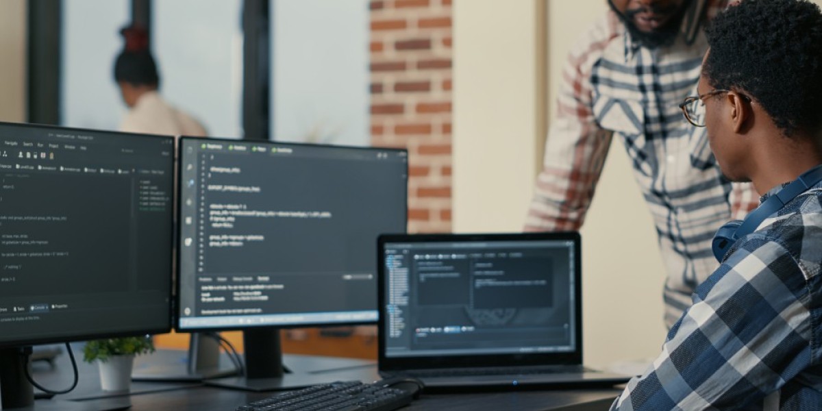 Why Small Businesses Should Consider Software Development Outsourcing