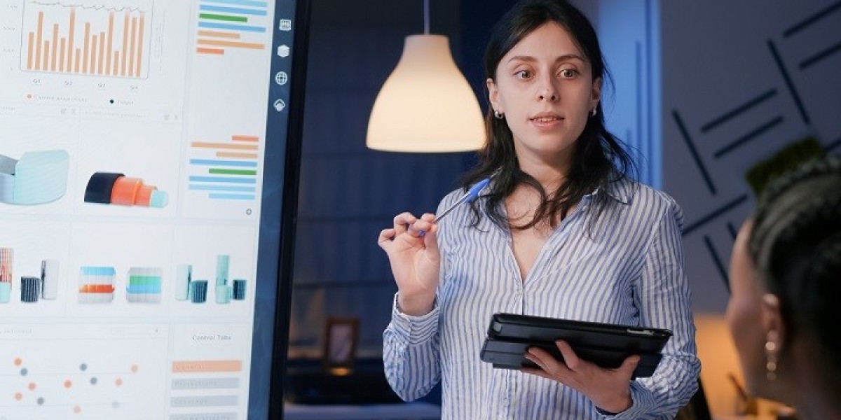 Do You Really Need a Data Analytics Course to Succeed in the Field?